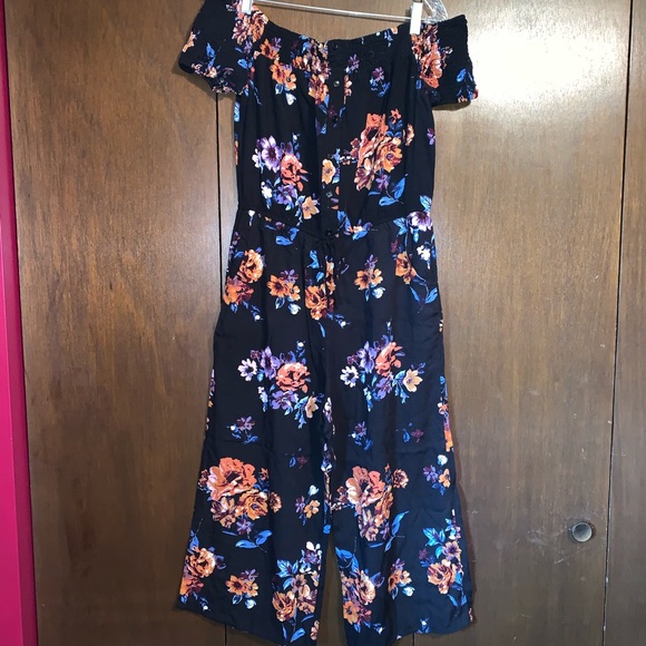 Black Floral Wide Leg Romper - Picture 1 of 9